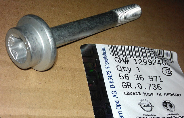 Болт шестерні розподіла GM 12992403 Z16XER A16XER Z18XER A18XER OPEL Astra-H/J Zafira-B/C Insignia Vectra-C