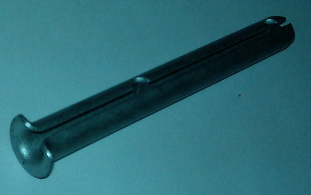 Купити Палець дверної петлі 8.1 X 72.5 mm GM 9130913 OPEL Astra-G/H ...