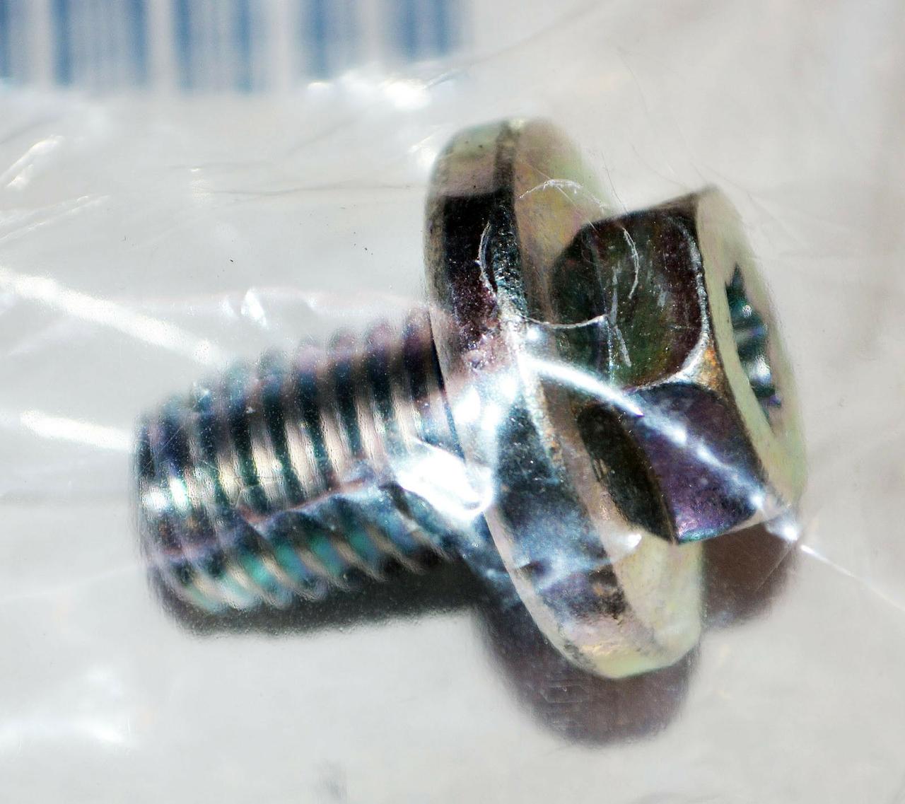 Болт (коркість) для зливання оливи (вершна) піддона GM 55577568 B16DTC B16DTE B16DTH B16DTJ B16DTL B16DTN B16DTU