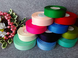 Репсова стрічка однотонна.2.5 см на метраж.