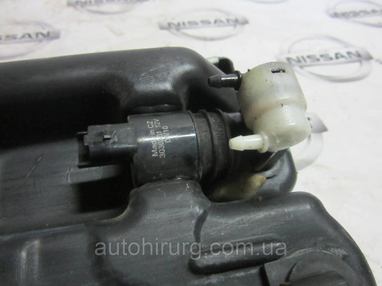 Насос (моторчик) омивача Nissan Armada (3030301), фото 1