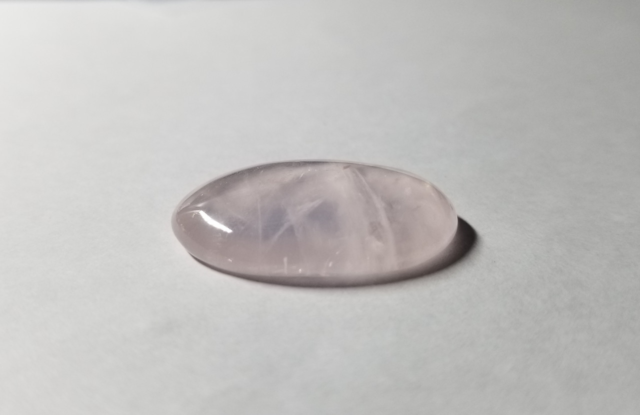 Рожевий кварц-кабошон 28.80 Ct 29.8 х 19.3 х 6.35 мм