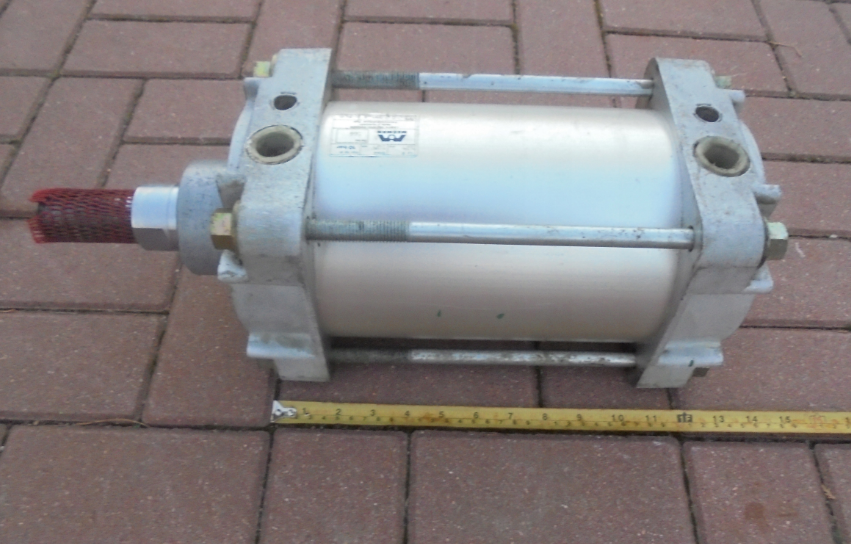 Пневматичний двигун 160-160 FI 160 H 160 2000 KG