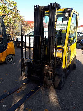 Вилковий навантажувач Hyster H2.0FTS.