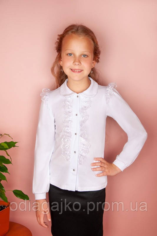 Блуза шкільна дитяча біла, з мереживом для дівчинки длинний рукав 134см ЛИШЕ!
