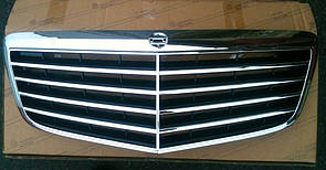 Решітка радіатора Mercedes E-class W211 решітка радіатора Мерседес 211 рестайлінг