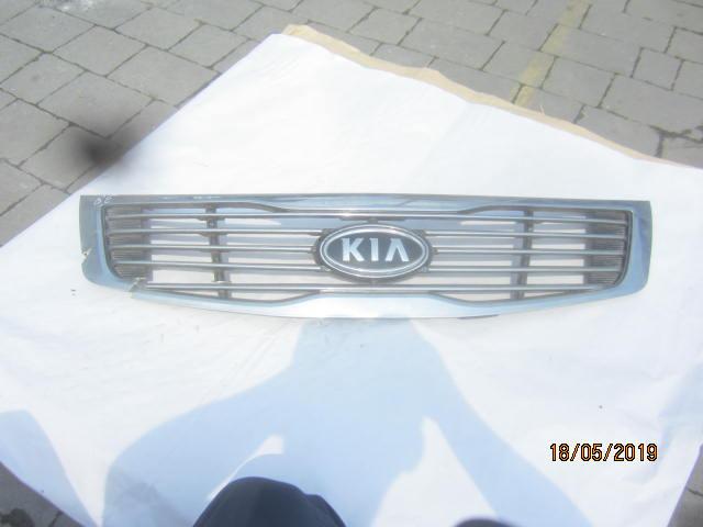 Решітка радіатора Kia Magentis 2009 