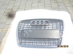 Решітка радіатора Audi A6 