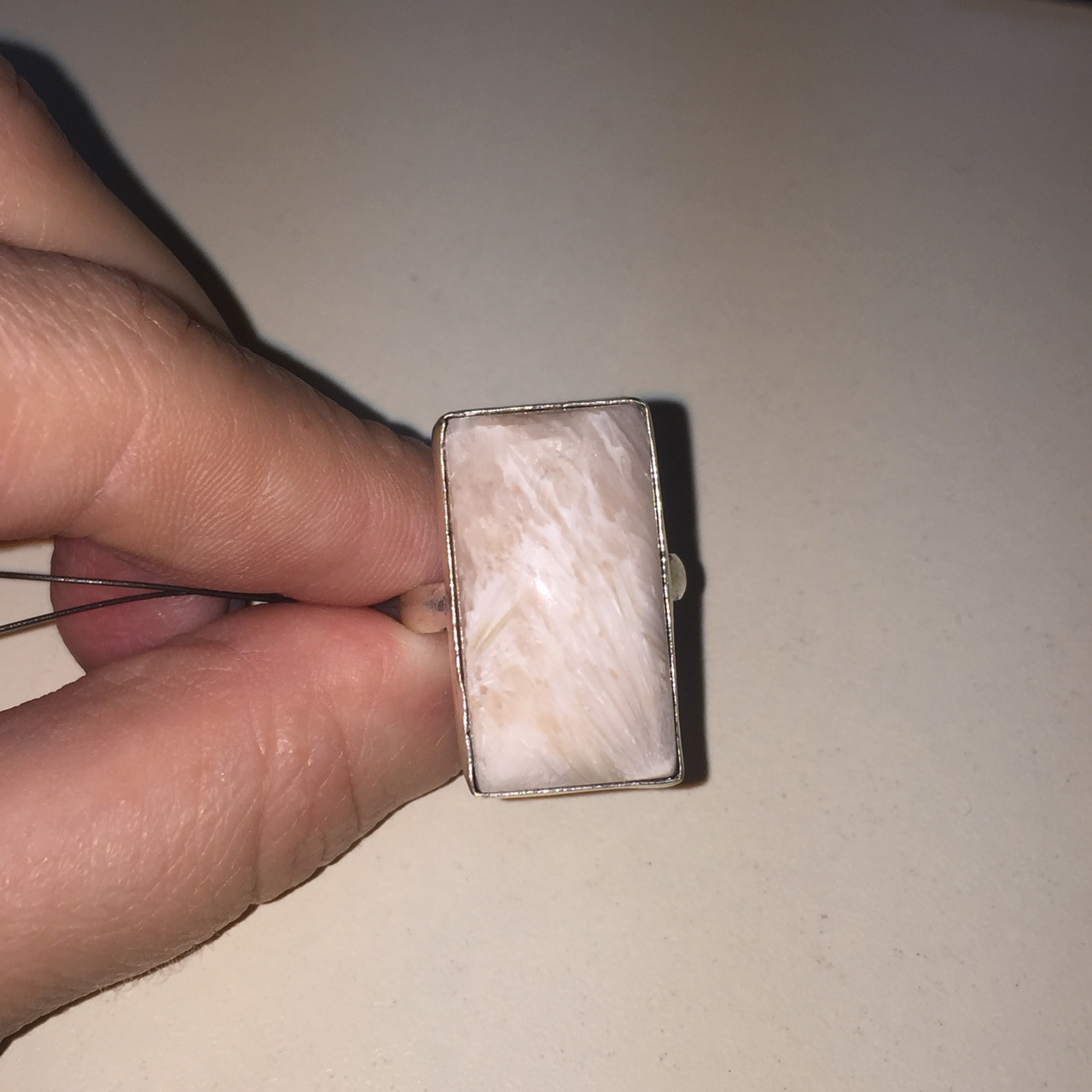 Сколецит кільце з натурального рідкого сколецита в сріблі 17,5-18 розмір Індія