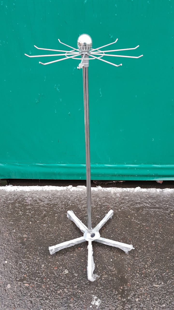 Вішалка Стійка РОМАШКА,висота 1,30 м.,ромашка і хрестовина пофарбовані в сірий колір,труба хром.