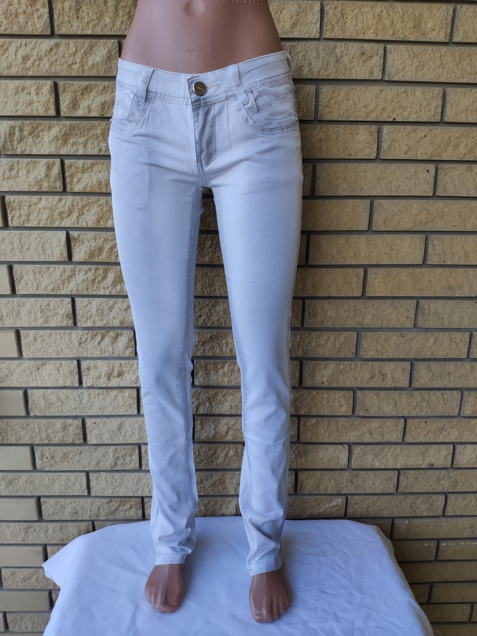 Джинси жіночі джинсові легкі стрейчеві LDM