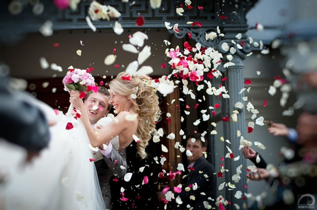 искусственные лепестки роз