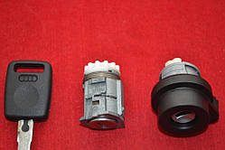 Комплект замків AUDI A4