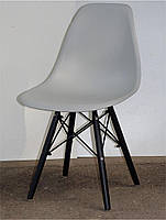 Стул Nik Black серый 10 на черных деревянных ножках, дизайн Charles & Ray Eames DSW, код 8610