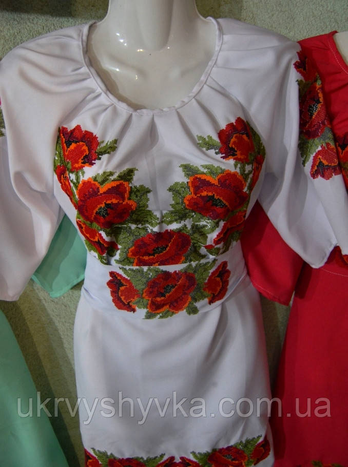 Плаття з вишитими маками "Червоні маки"