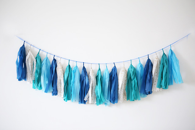 гирлянда тассел