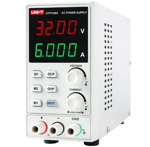 Імпульсний лабораторний блок живлення