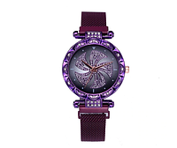 Фиолетовые женские часики с браслетом на магните украшены камушками