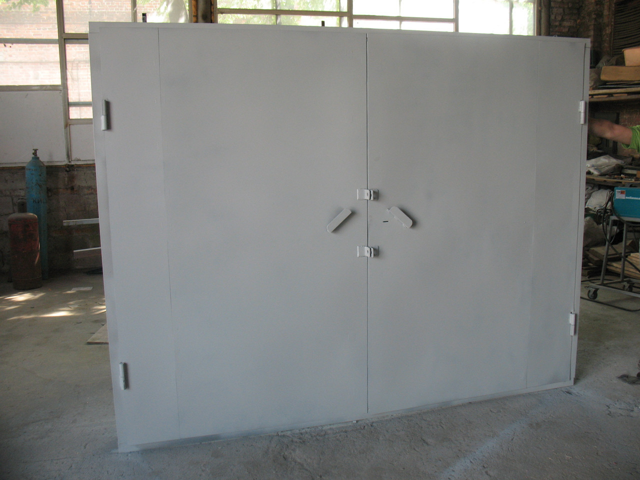 Ворота гаражные 2,7х2,0 м металл 2,0 мм в двойной рамке - фото 1 - id-p101229417