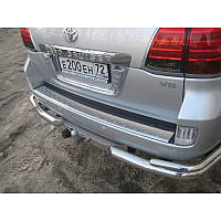 Накладка на задній бампер Toyota Land Cruiser 200 