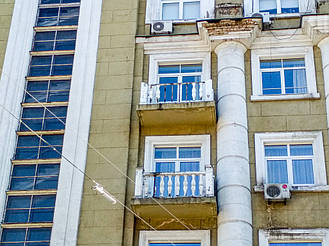 Наглядно о том, почему не надо ставить балюстраду из обычного бетона под покраску! 13