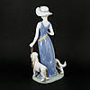 Порцелянова фігурка жінки "Дама із собачкою" S0004, фото 3