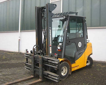 Вилковий навантажувач Jungheinrich TFG 430 с.