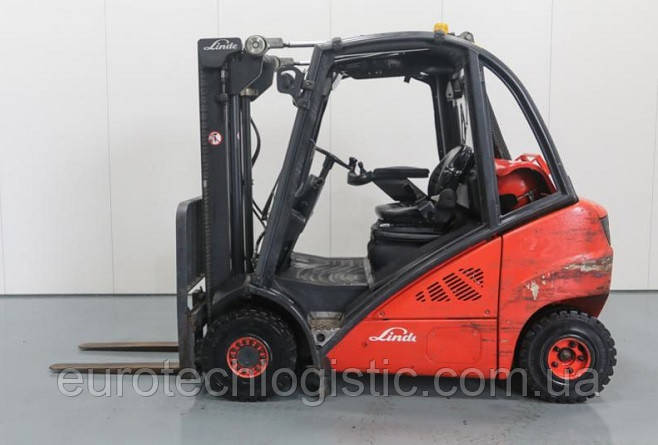 Вилковий навантажувач Linde H20T.