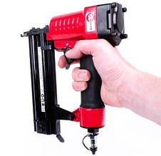 Степлер пневматичний під цвяхи INTERTOOL PT-1603