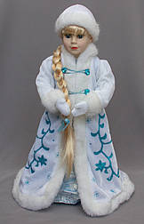 Новорічна сувенірна фігурка Снігуронька в білій шубі, 45 см, пластик, текстиль (600816)