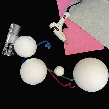 Товари для рукоділля та творчості: фоамиран, гліттер, клейові пістолети і клей