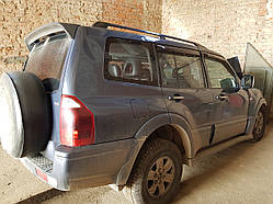 Чвертки задні Mitsubishi Pajero Wagon 3 