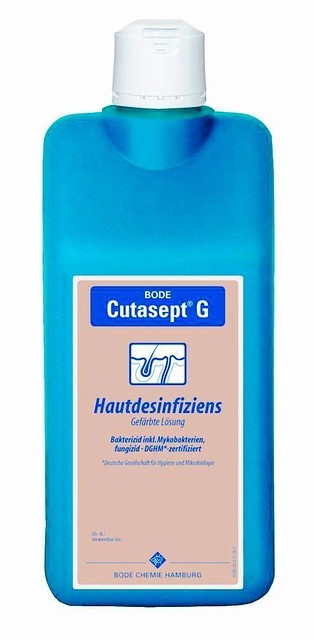 Пофарбований дезінфекційний засіб для шкіри Кутасепт Г (Cutasept® G) 1 л