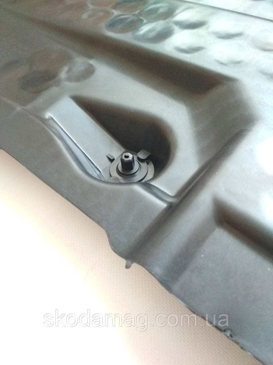 Правая защита днища кузова Шкода Октавия А5 Skoda Octavia А5 Гольф ...