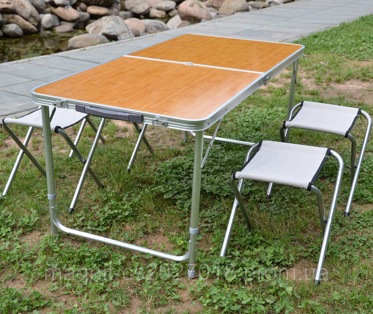 Столик на пікнік і 4 стільці (Бамбук)