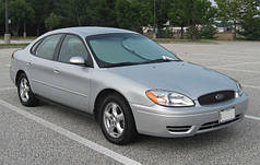 Ford Taurus (2000-2006)