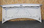 Кришка багажника білого кольору седан Audi 100 A6 C4 91-97г, фото 3