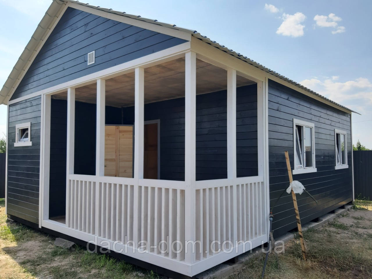 Дачний будинок 6 х 8 з вбудованою терасою, фото 1