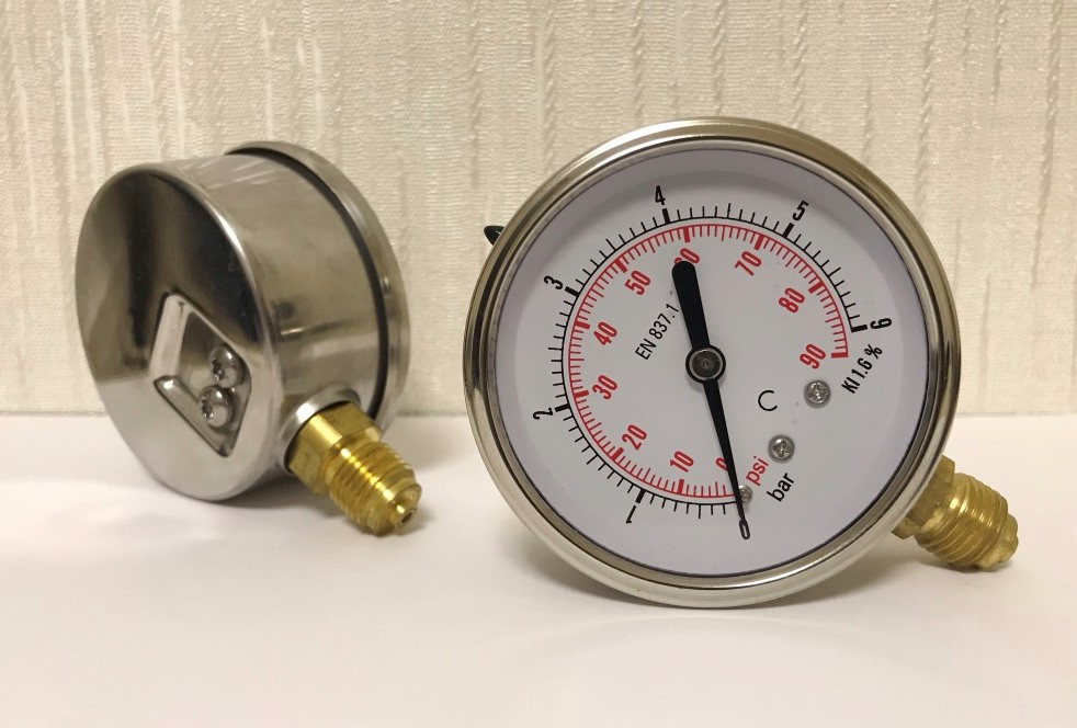 Манометр від 0 до 6 Бар Італія (з'єднання знизу)