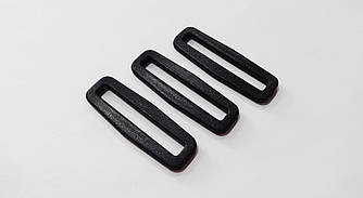 Рамка пластикова 6073 (50 мм) чорна