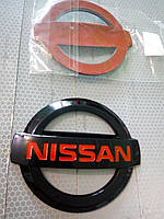 Емблема NISSAN 113х97 мм чорно/червона