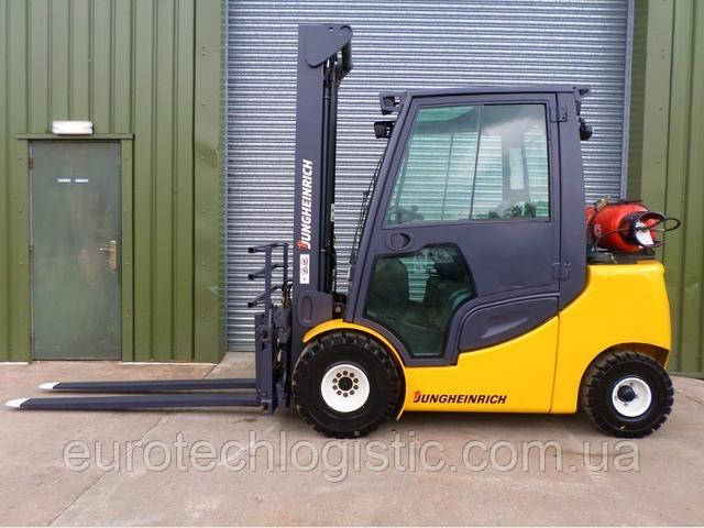 Вилковий навантажувач Jungheinrich TFG430.