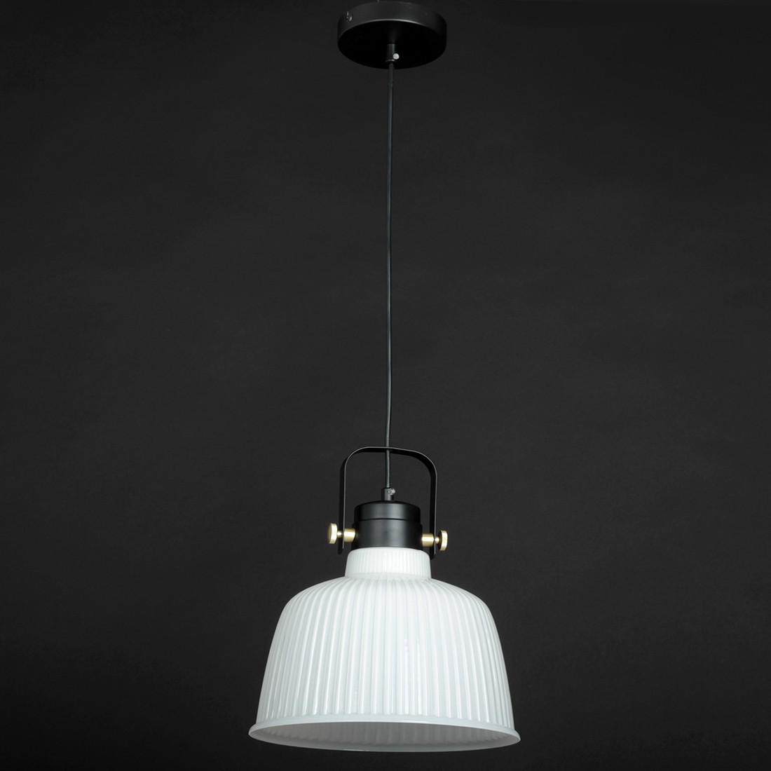 Люстра на ланцюги в стилі Лофт