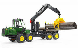 Іграшка Bruder Лісовоз John Deere 1210E з маніпулятором і колодами 1:16 (02133)