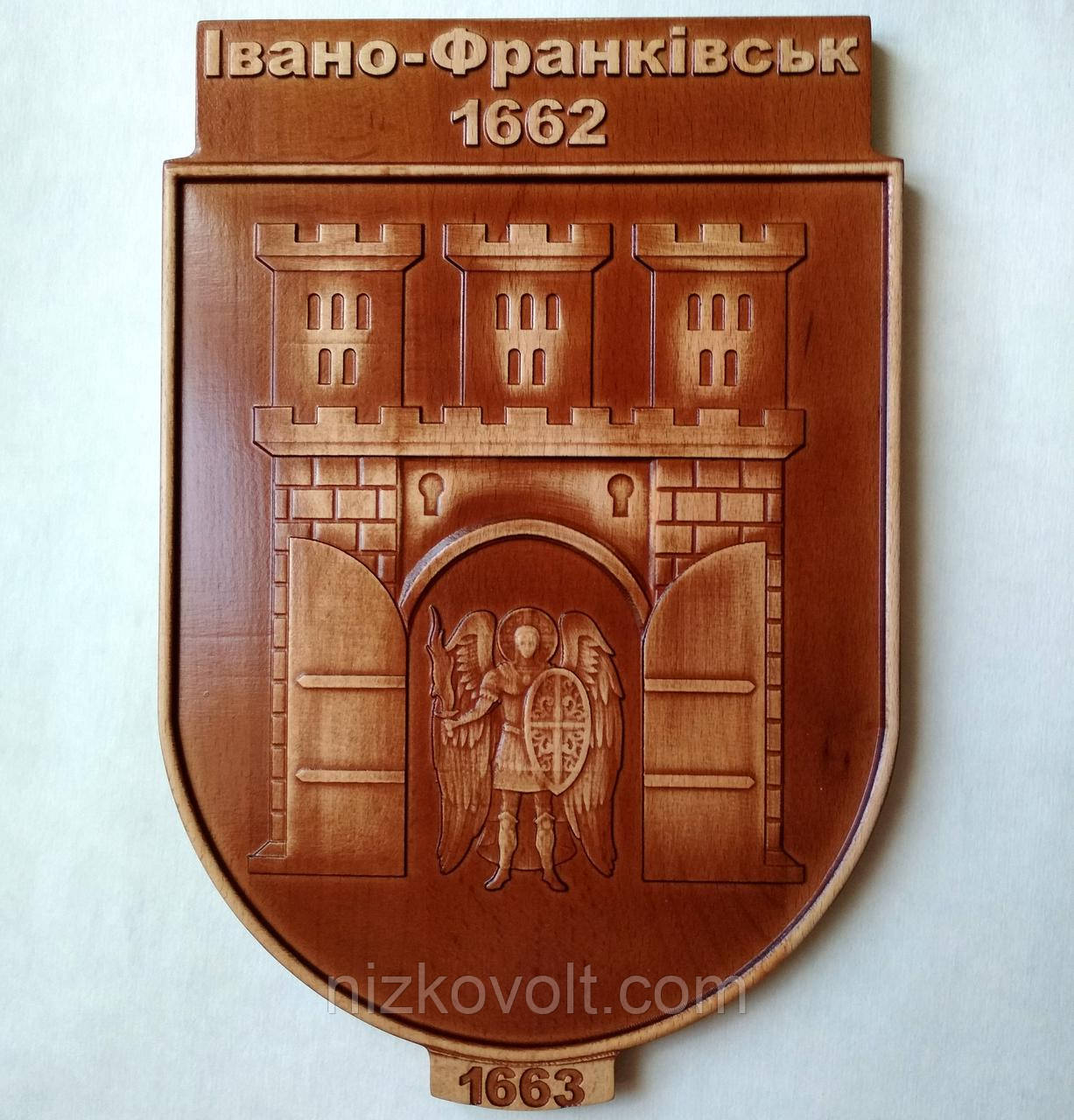 Дерев'яний різний герб Івано-Франковска 200х295х18 мм, фото 1