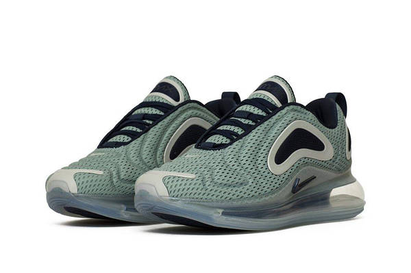 Nike Wmns Air Max 720 AR9293 001