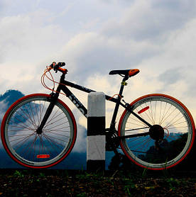 Велосипеди та аксесуари