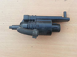 Насос омивача лобового скла з датчиком рівня рідини Audi 100 A6 C4 91-97г