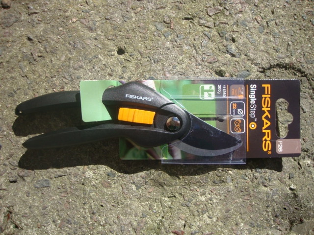 Площинний секатор Fiskars Single Step (111260)1000567