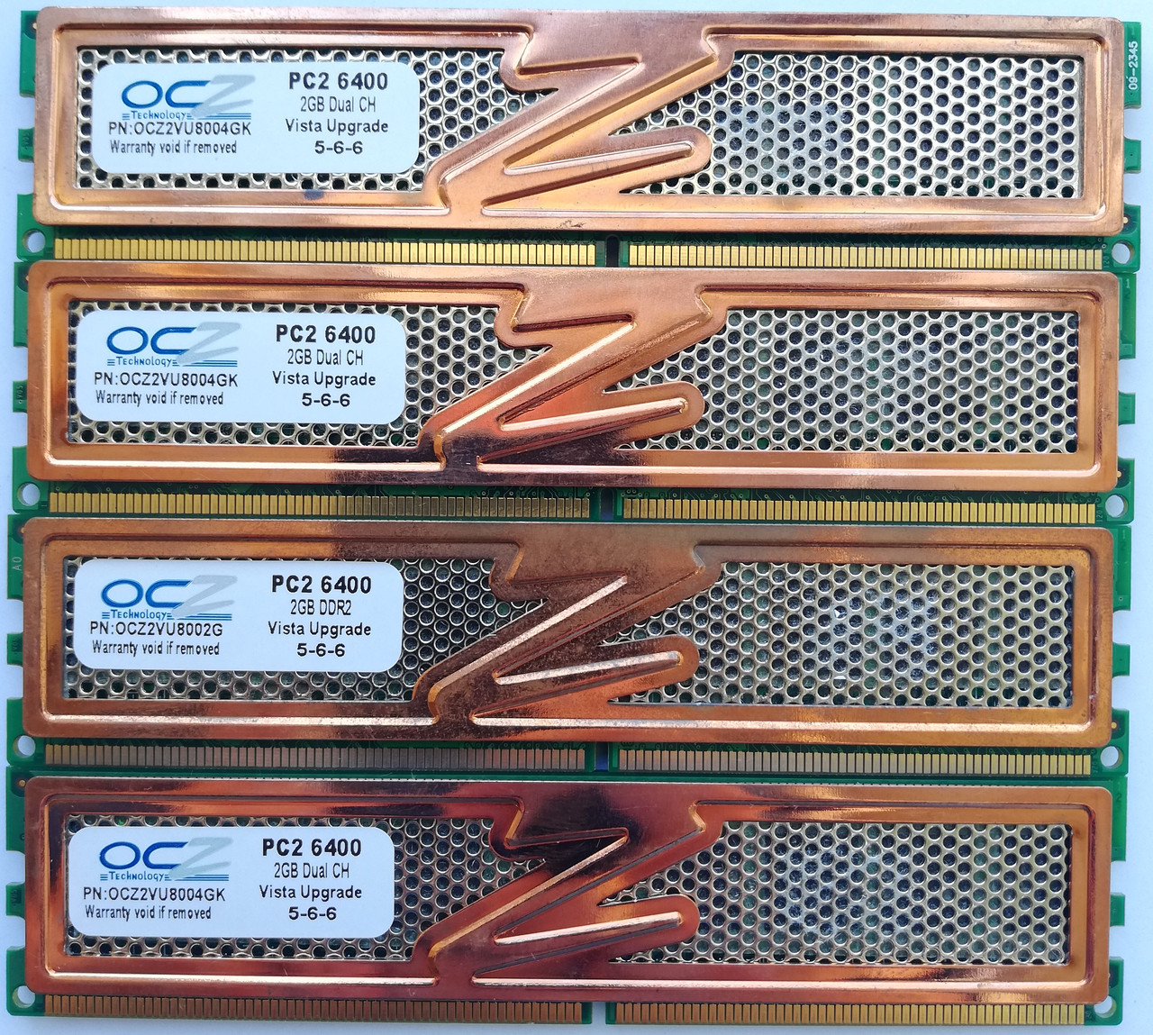 Комплект оперативной памяти OCZ Vista Upgrade DDR2 8Gb (4*2Gb) 800MHz PC2 6400U CL5 (OCZ2VU8004GK) Б/У